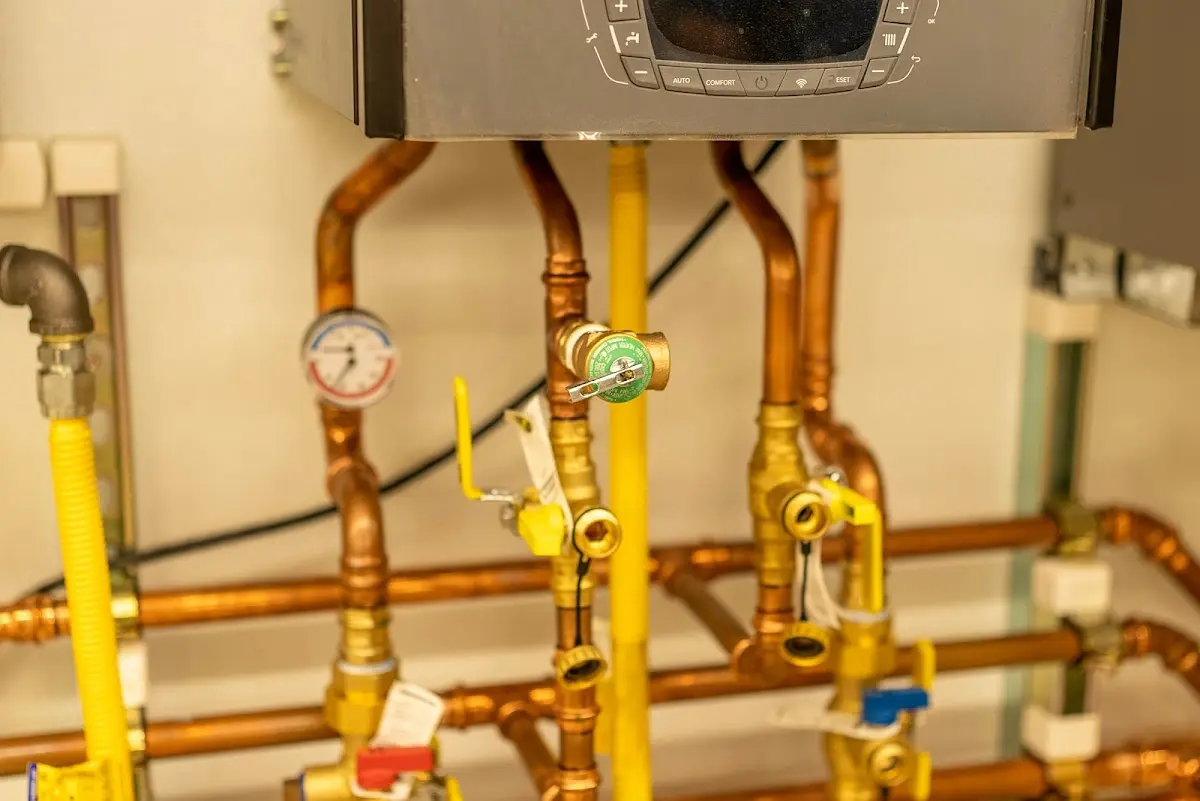 Licensed technician providing Pipe Repair for a homeowner in Rossville